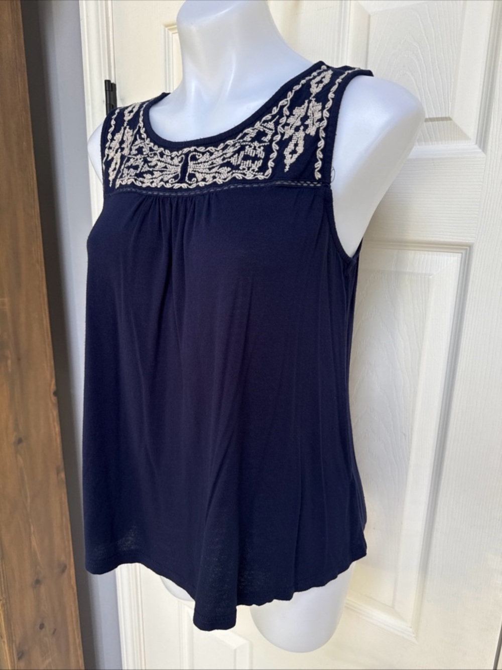 Stitch Fix Skies are Blue Traleven Embroidered Tank Top Boho Navy Blue Aztec M P